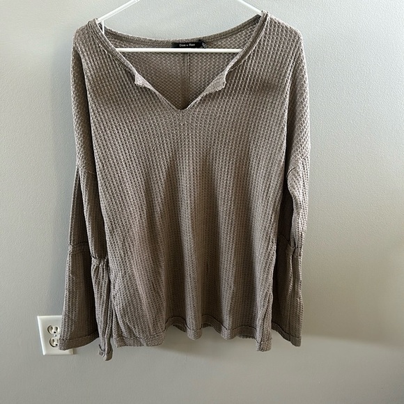 Doe & Rae Sweaters - Doe & Rae oversized waffle knit sweater
